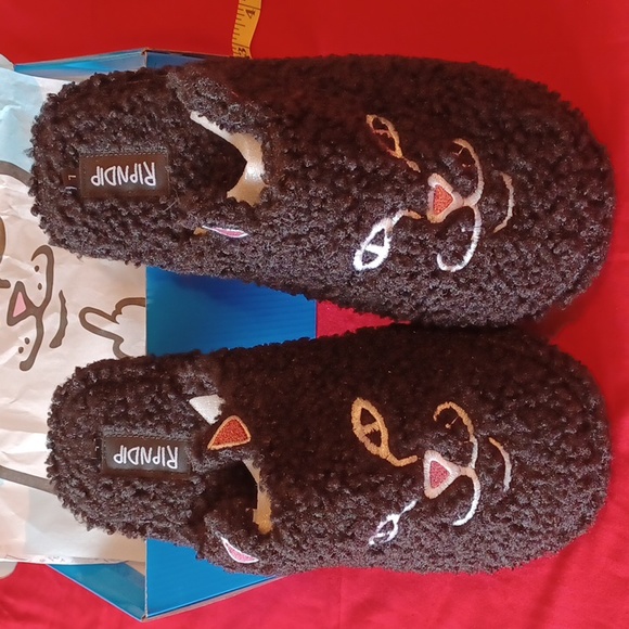 NIB RIPNDIP LARGE HOUSR SLIPPERS BLACK Cat face super cute - Picture 2 of 7